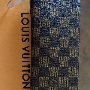 Louis Vuitton Wallet with Box and Dust Bag.